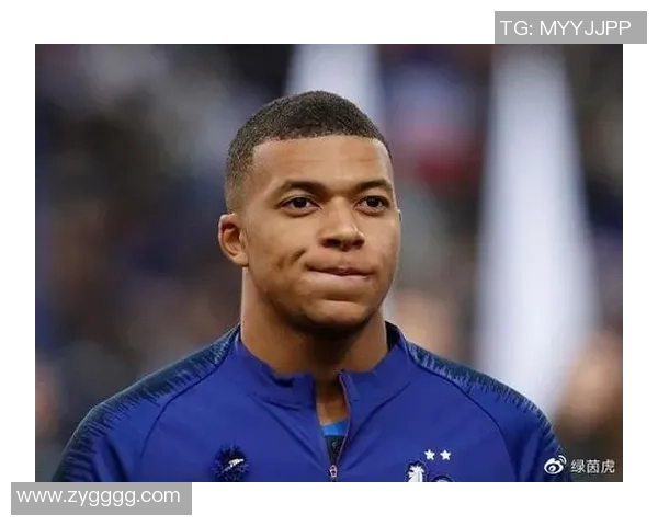 法国足球传奇退役明星的辉煌历程与未来展望